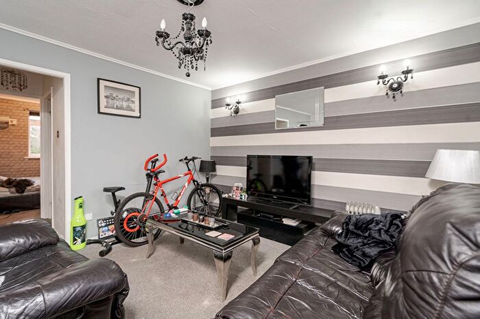 1 Bedroom Flat For Sale In Hospital Road, Swinton, M27