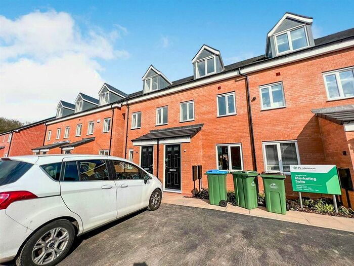 3 Bedroom Terraced House To Rent In Warrington Lane, Paragon Park, Coventry, CV6