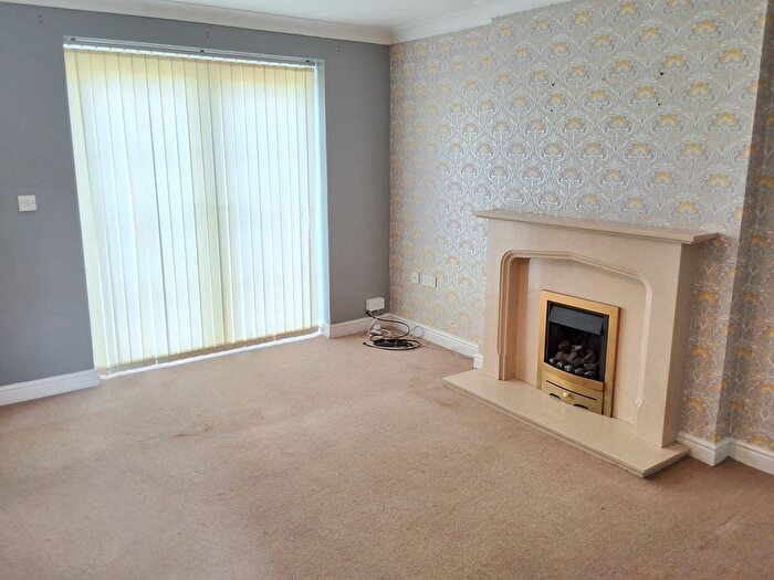 3 Bedroom End Of Terrace House To Rent In Beech Road, Armthorpe, DN3