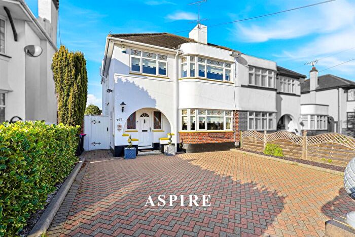 3 Bedroom Semi-Detached House For Sale In Video Presentation Inside - Woodgrange Drive, Southend-On-Sea, SS1