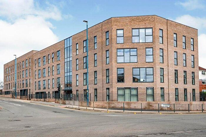 2 Bedroom Flat To Rent In Langworthy Road, Salford, M5