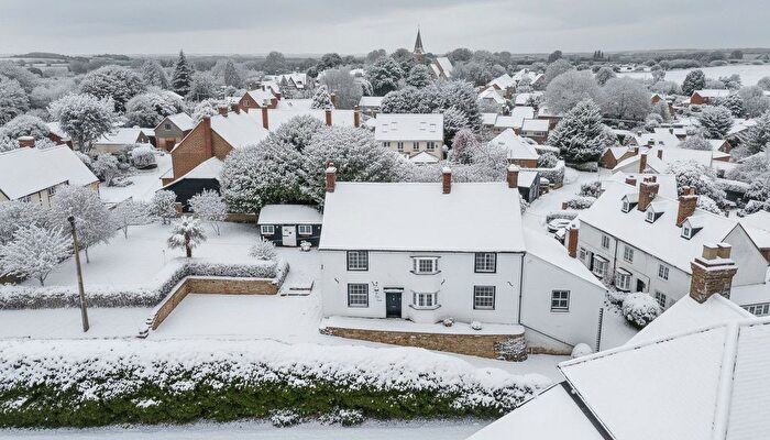 4 Bedroom Country House For Sale In High Street, Tetsworth, Thame, Oxfordshire, OX9
