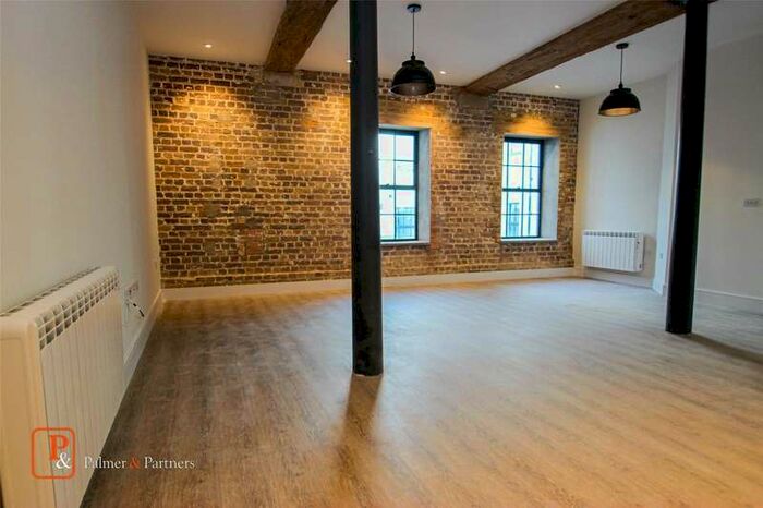 1 Bedroom Flat To Rent In Maponite, Hawkins Road, Colchester, Essex, CO2