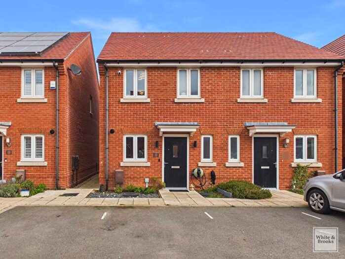 2 Bedroom Semi Detached House For Sale In Baker Close, Bracklesham Bay, PO20