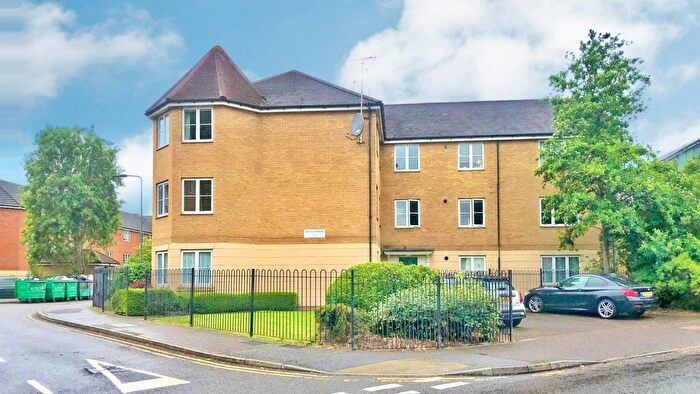 2 Bedroom Flat For Sale In Bengeo Gardens, Chadwell Heath, RM6