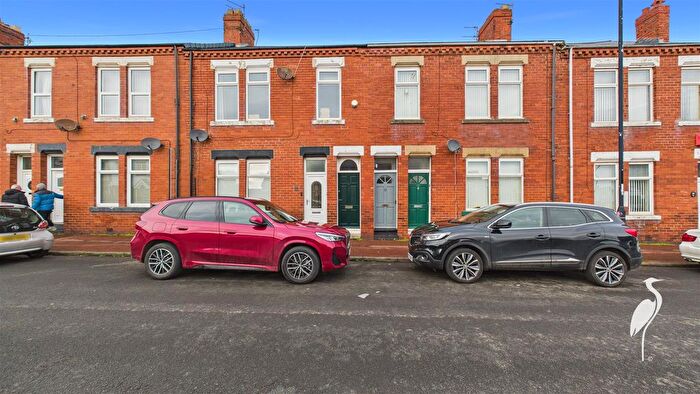 2 Bedroom Flat For Sale In Sandringham Terrace, Roker, Sunderland, SR6