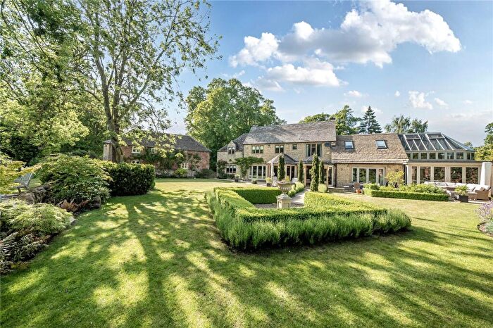 5 Bedroom Detached House For Sale In Greatford, Stamford, Lincolnshire, PE9