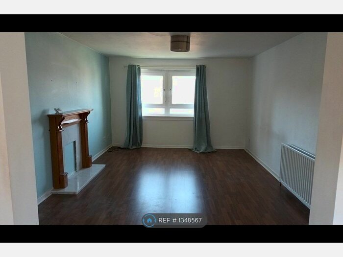 2 Bedroom Flat To Rent In Wellington Way, Greenock, PA15
