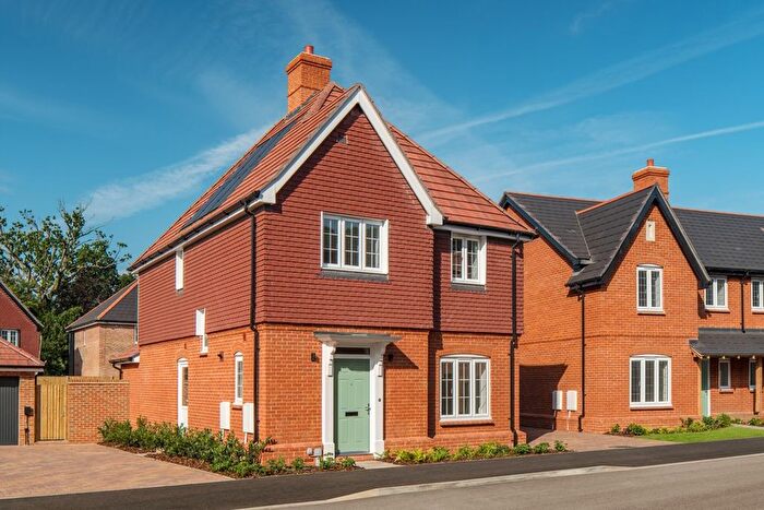 4 Bedroom Link Detached House For Sale In "Laurel" At Egret Way, Off Station Road, Fordingbridge, SP6
