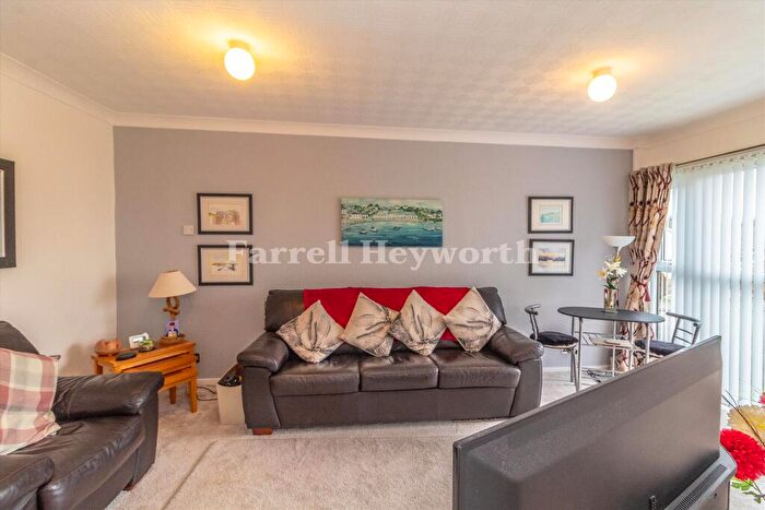1 Bedroom Flat For Sale In Redcar Avenue, Ingol, Preston, PR2