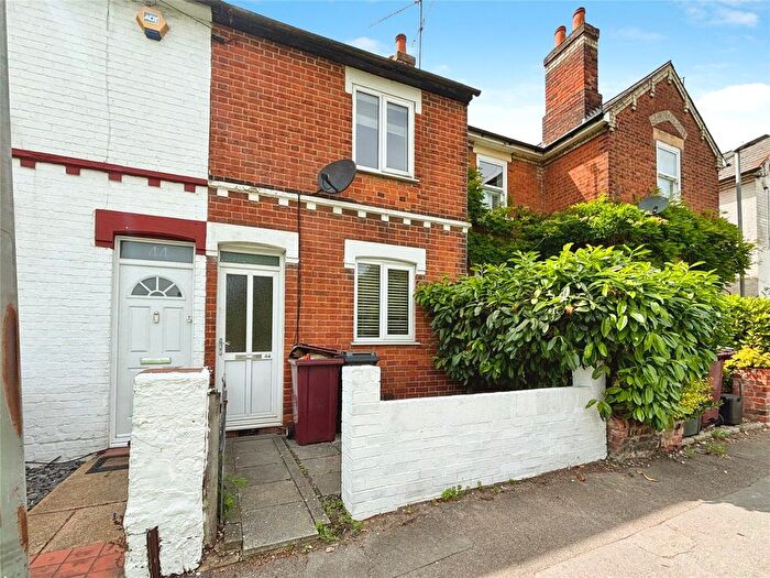 2 Bedroom Terraced House For Sale In Westfield Road, Caversham, Reading, RG4
