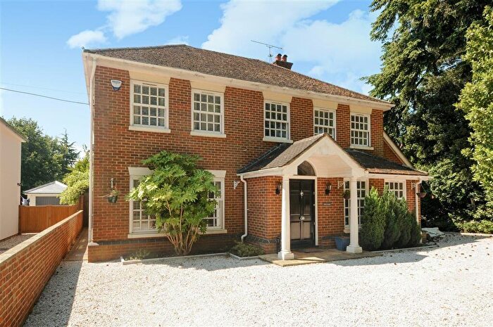 5 Bedroom Detached House For Sale In Chazey Road, Caversham, Reading, Berkshire, RG4