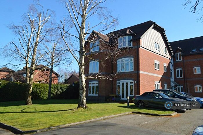 2 Bedroom Flat To Rent In Cranley Road, Guildford, GU1