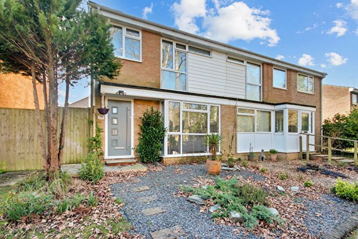 3 Bedroom Semi-detached House For Sale In Brookside, Crawley Down, RH10