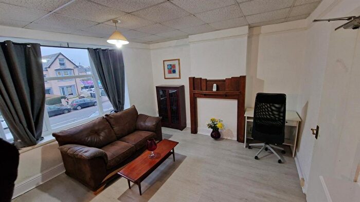 1 Bedroom Flat To Rent In Richmond Road, Cathays, Cardiff, CF24