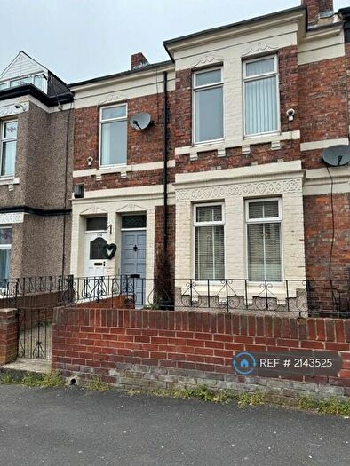 2 Bedroom Flat To Rent In Woodbine Street, Gateshead, NE8