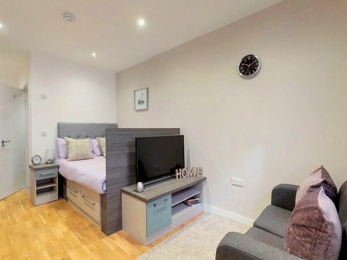Apartment To Rent In Onyx Residence, Sheffield, #, S2