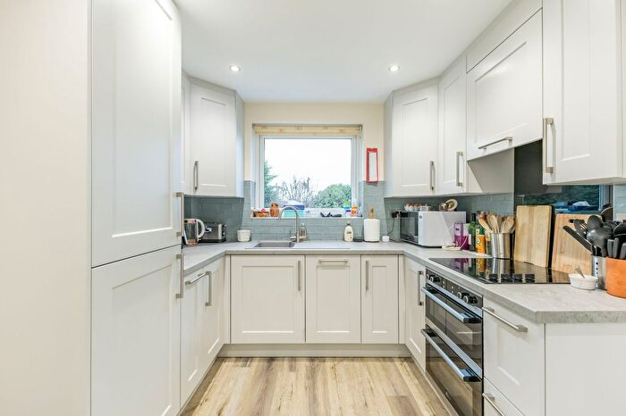 3 Bedroom Detached House For Sale In Blacksmiths Fold, Almondbury, Huddersfield, HD5