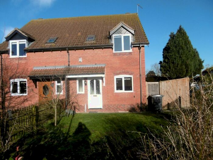 3 Bedroom Semi-Detached House To Rent In Westbeck, Ruskington, NG34