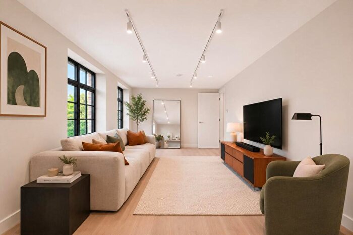 3 Bedroom Apartment To Rent In Old Clothing Factory, Shore Road, Hackney, E9