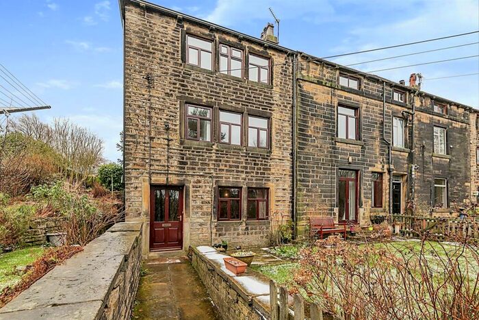 5 Bedroom End Of Terrace House For Sale In Brownhill Lane, Holmbridge, Holmfirth, HD9