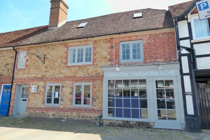 1 Bedroom Flat To Rent In North Street, Midhurst, GU29