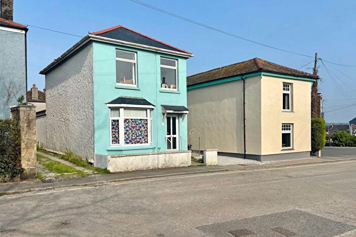 3 Bedroom Detached House For Sale In Waterloo Road, Falmouth, TR11
