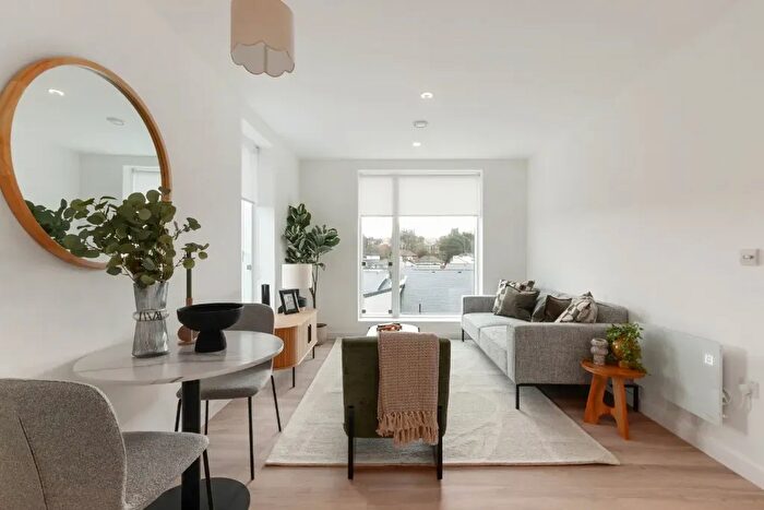 1 Bedroom Flat To Rent In Leon House, The Heights, Charlton, SE7