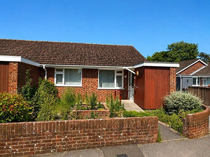 2 Bedroom Bungalow For Sale In Kingsfield, Ringwood, Hampshire, BH24