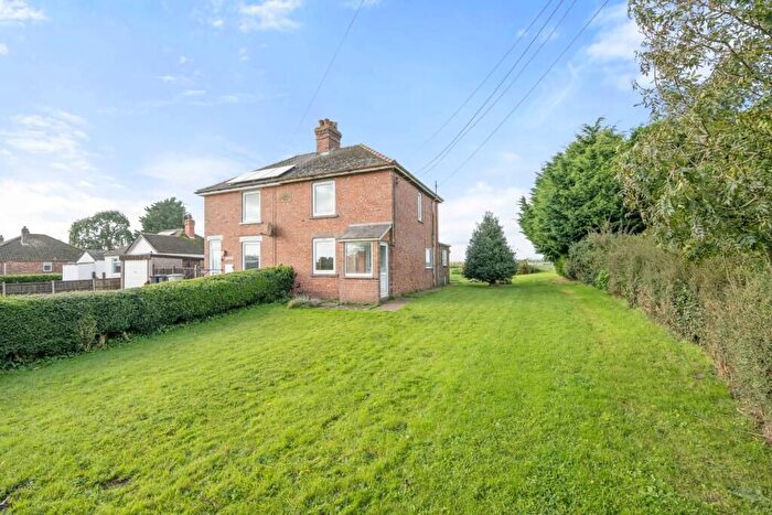 3 Bedroom Semi-Detached House For Sale In Main Road, Friskney, Boston, PE22