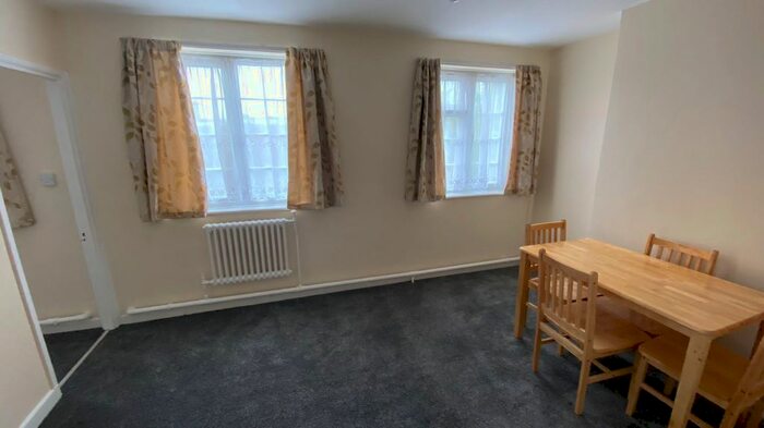 1 Bedroom Flat To Rent In Byron Road, Harrow, HA1