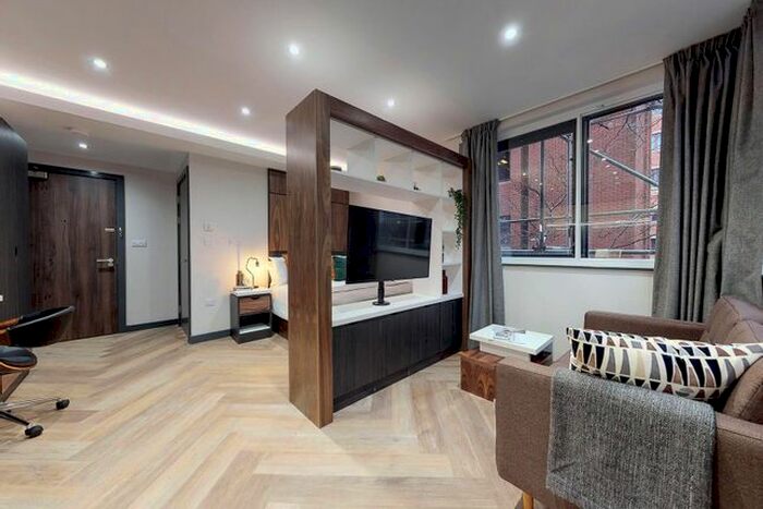 Studio To Rent In Belgrave Street, Leeds, LS2