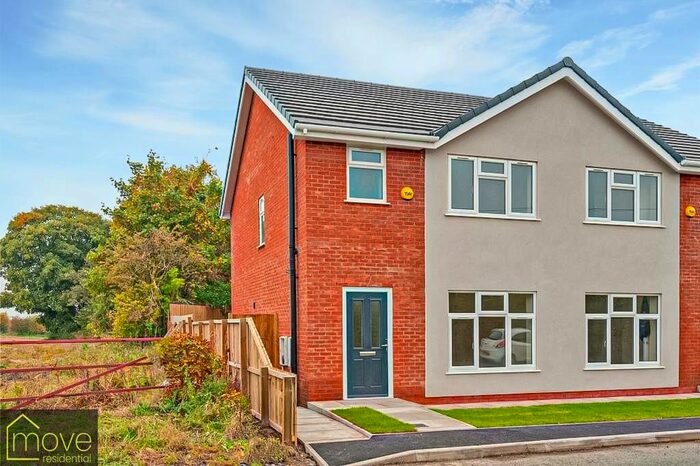 3 Bedroom Semi-Detached House To Rent In Halebank Road, Halebank, Widnes, Cheshire, WA8