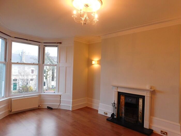 2 Bedroom Flat To Rent In Forest Avenue, West End, Aberdeen, AB15