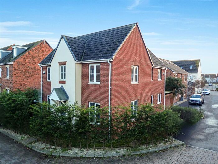 4 Bedroom Detached House For Sale In Ripley Road, Broughton, Milton Keynes, MK10