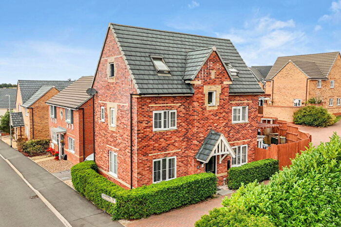 4 Bedroom Detached House For Sale In Cowley Meadow Way, Crick, Northampton, NN6