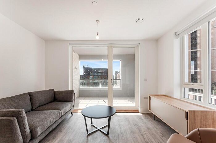 2 Bedroom Flat To Rent In Natutilius Apartments Jam Lane, E16