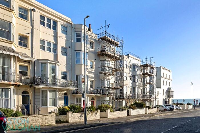 1 Bedroom Flat For Sale In Lower Rock Gardens, Brighton, BN2