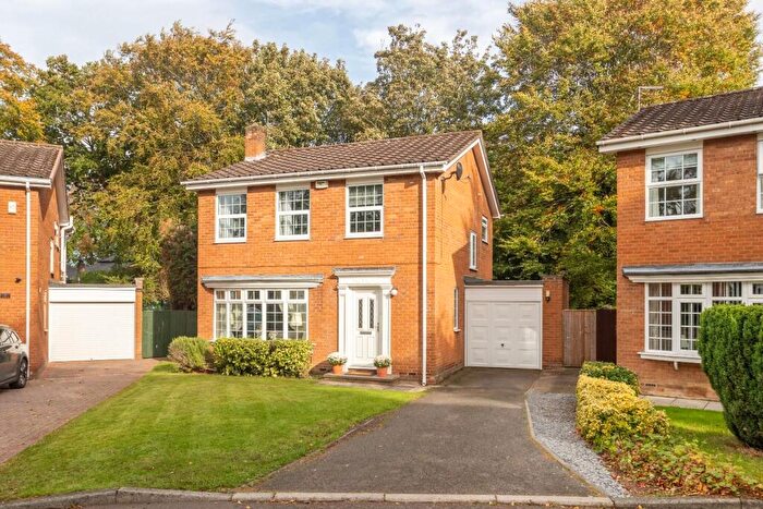 3 Bedroom Detached House For Sale In The Mount, Ryton, NE40