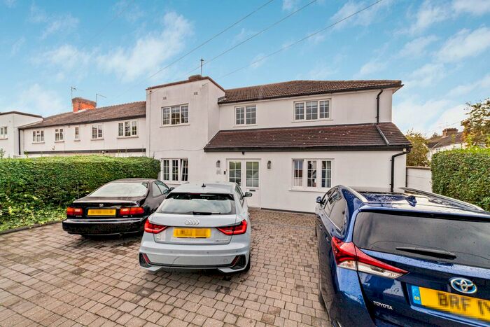 2 Bedroom Flat To Rent In Whitefriars Avenue, Harrow, HA3