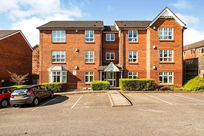 2 Bedroom Flat For Sale In Walter Street, Nottingham, Nottinghamshire, NG7