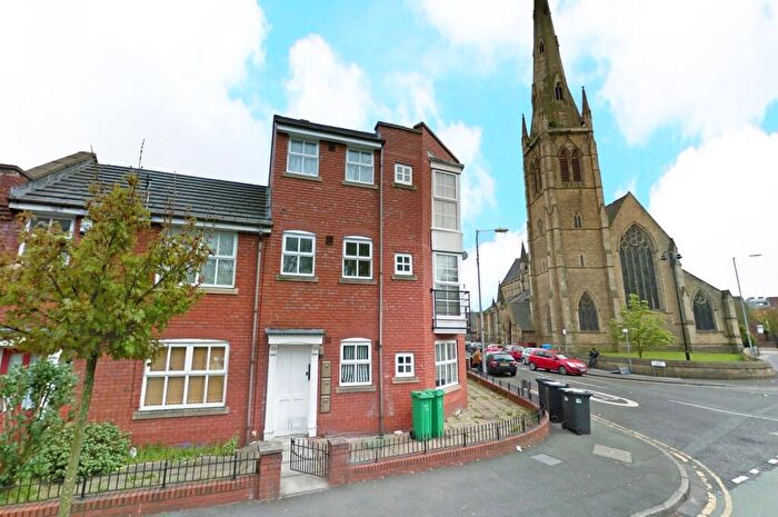 2 Bedroom Apartment To Rent In Chichester Road South, Hulme, Manchester, M15