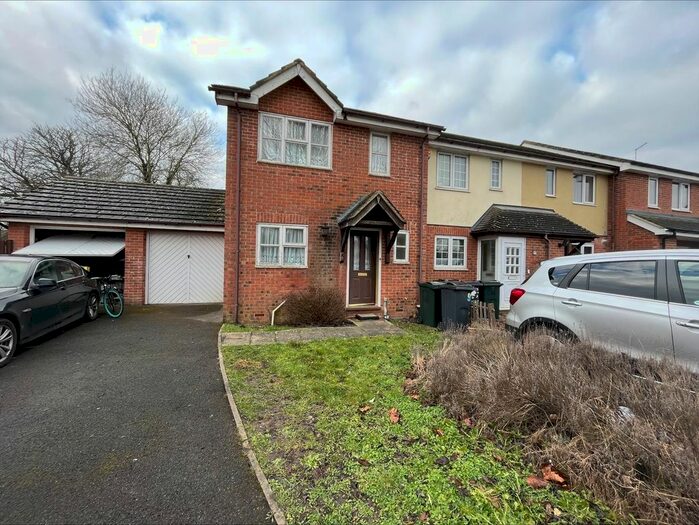 3 Bedroom Property To Rent In The Limes, Kingsnorth, Ashford, TN23