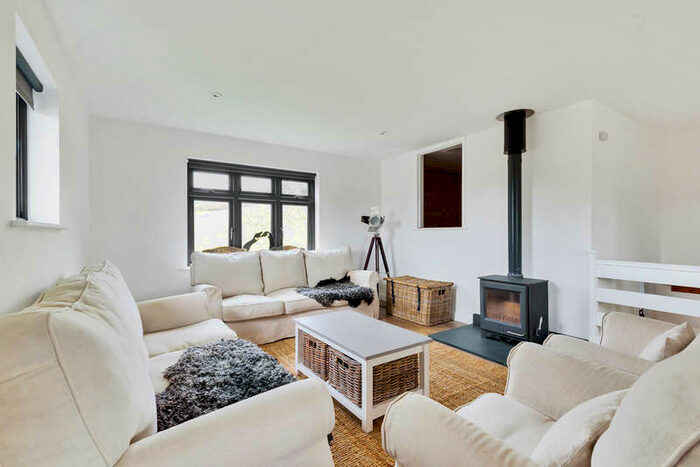 4 Bedroom Detached House For Sale In Staverton, Totnes, TQ9