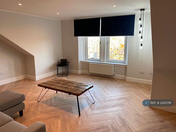 2 Bedroom Flat To Rent In Top Floor, Aberdeen, AB15