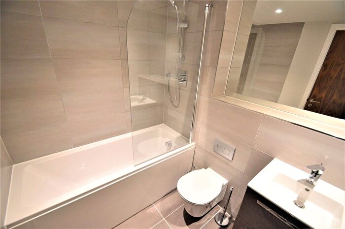 1 Bedroom Flat For Sale In Pope Street, Birmingham, West Midlands, B1