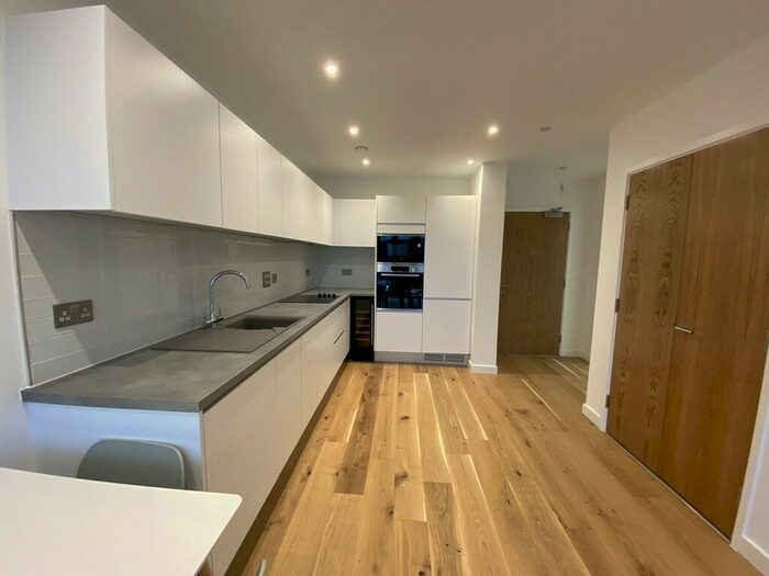 1 Bedroom Apartment To Rent In Axium, Windmill Street, B1