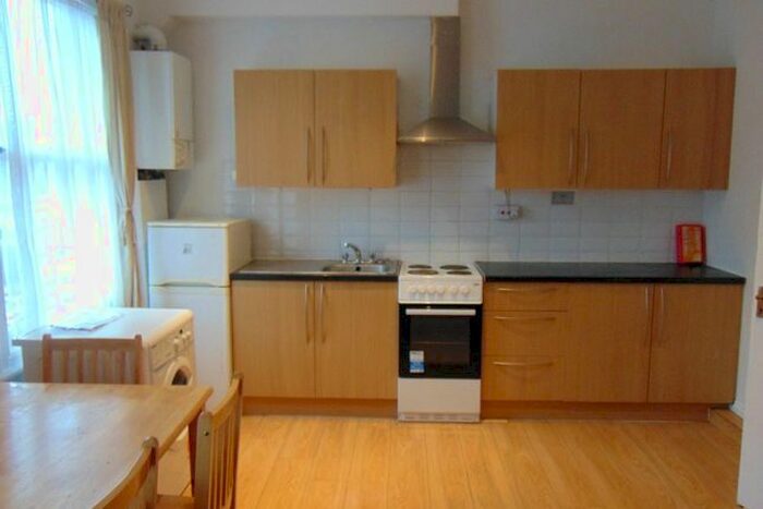 1 Bedroom Flat To Rent In Church Road, London, SE19