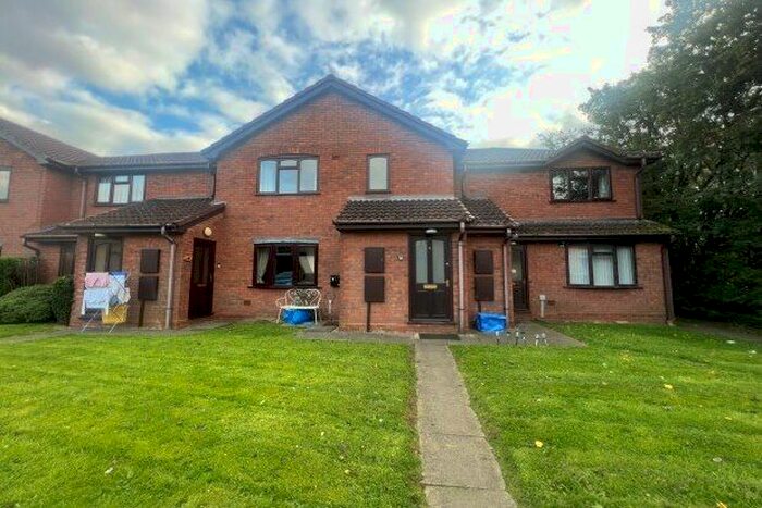 2 Bedroom Flat To Rent In Nelson Drive, Cannock, WS12