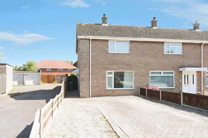 2 Bedroom End Of Terrace House For Sale In Edwin Close, Wymondham, Norfolk, NR18